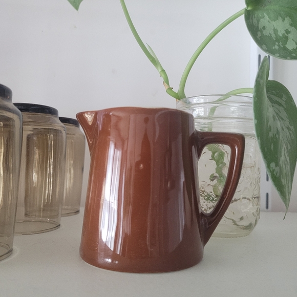 Brown Creamer - Picture 3 of 5